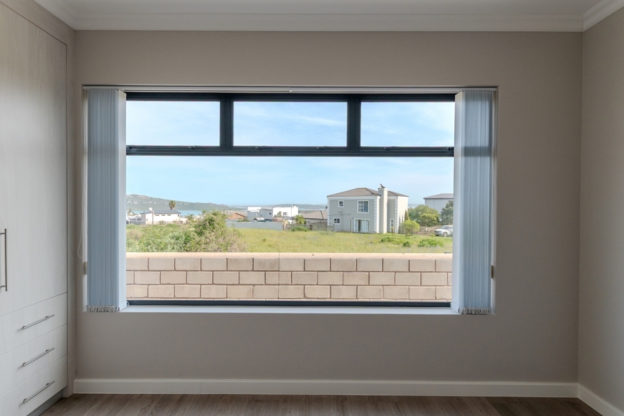 4 Bedroom Property for Sale in Myburgh Park Western Cape